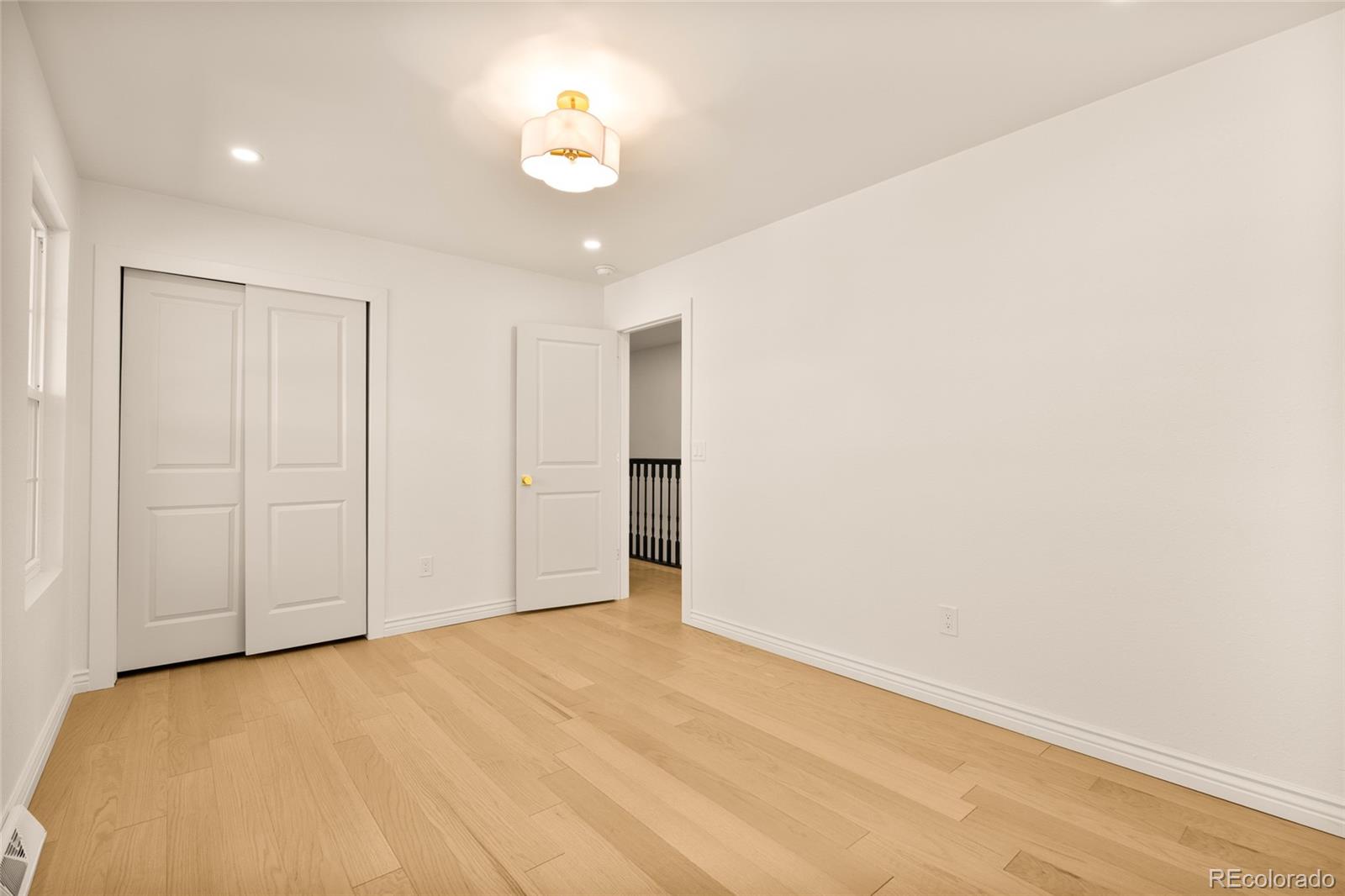 MLS Image #33 for 8722 s balsam street,littleton, Colorado