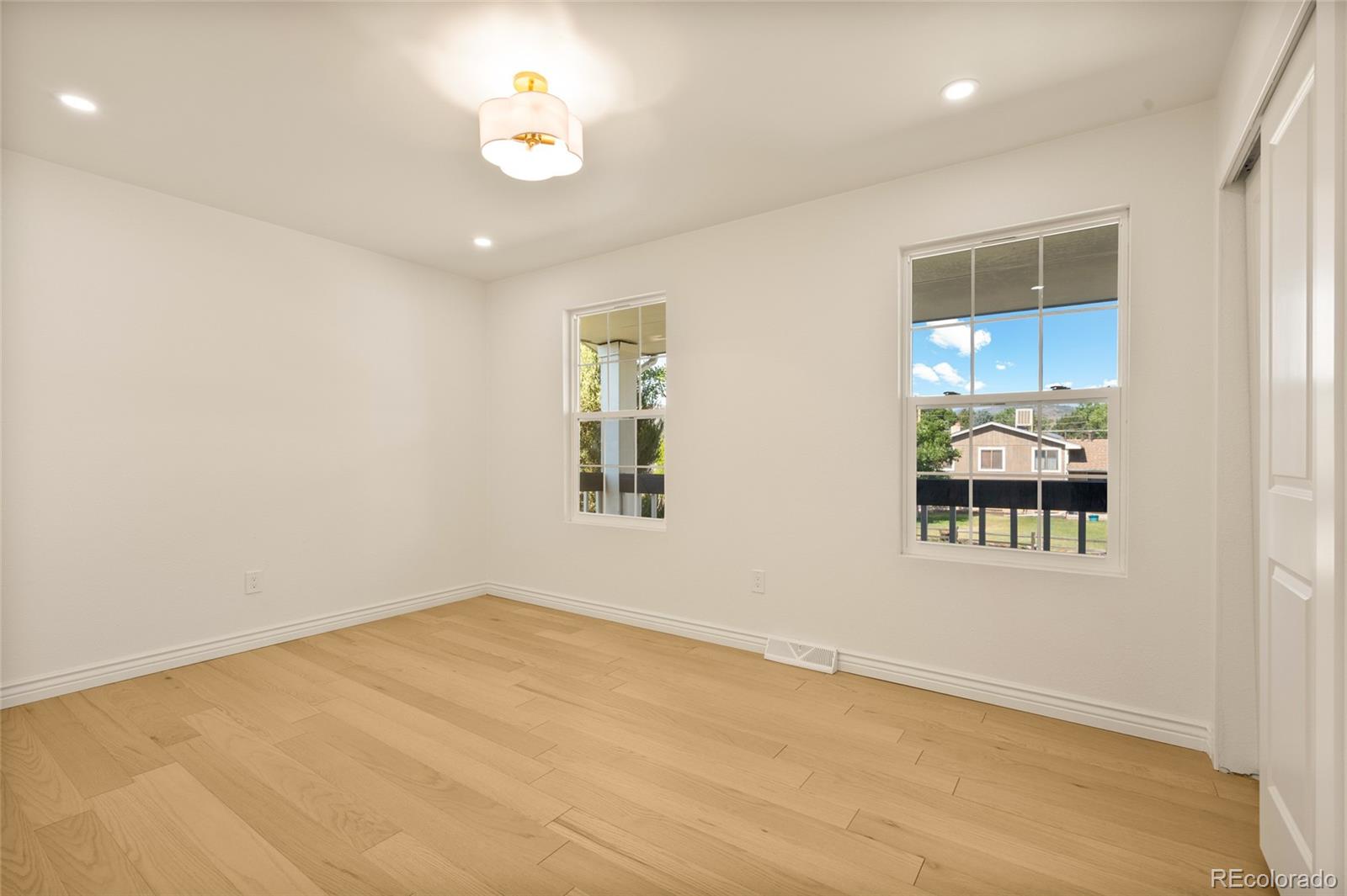 MLS Image #34 for 8722 s balsam street,littleton, Colorado