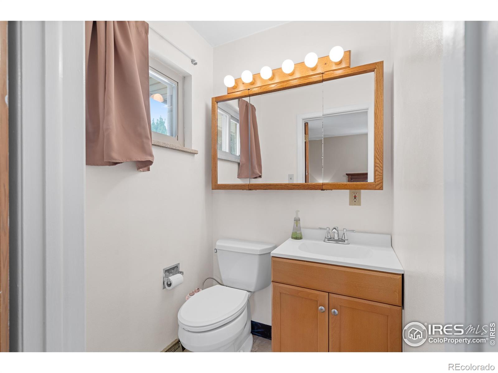 MLS Image #12 for 2043  26th st rd,greeley, Colorado