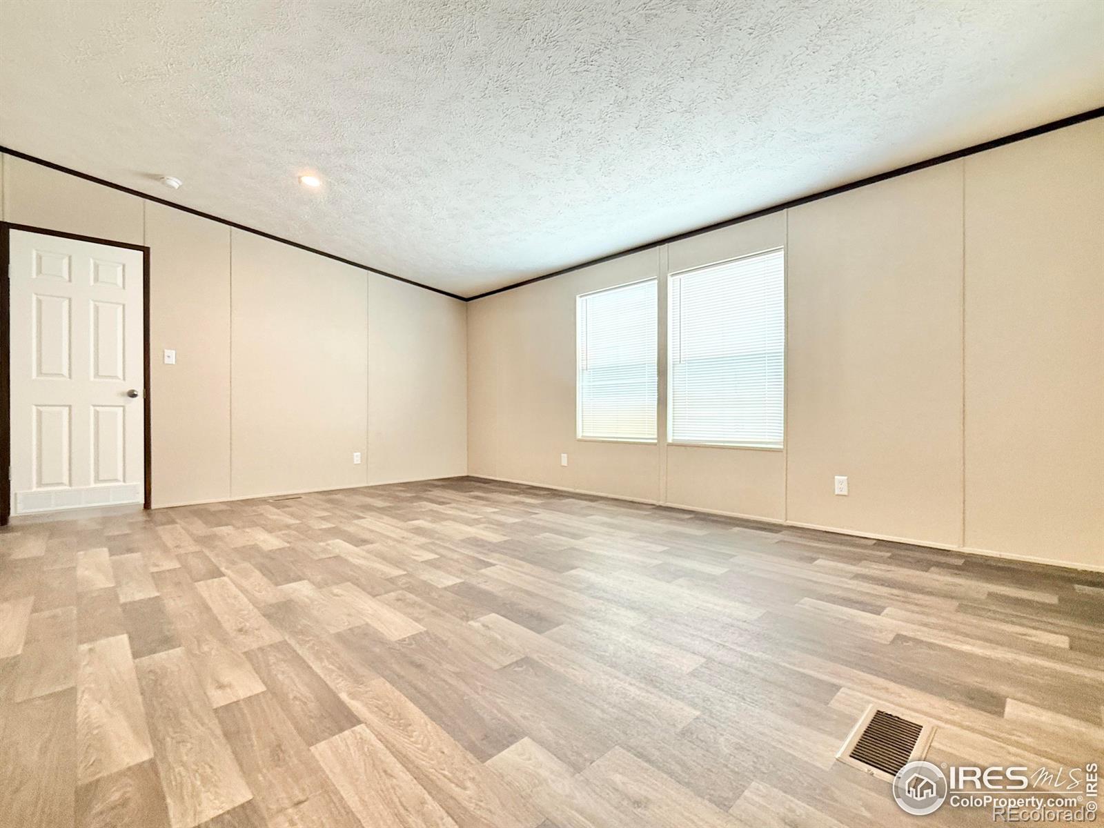 MLS Image #7 for 39629  a boulevard,eaton, Colorado