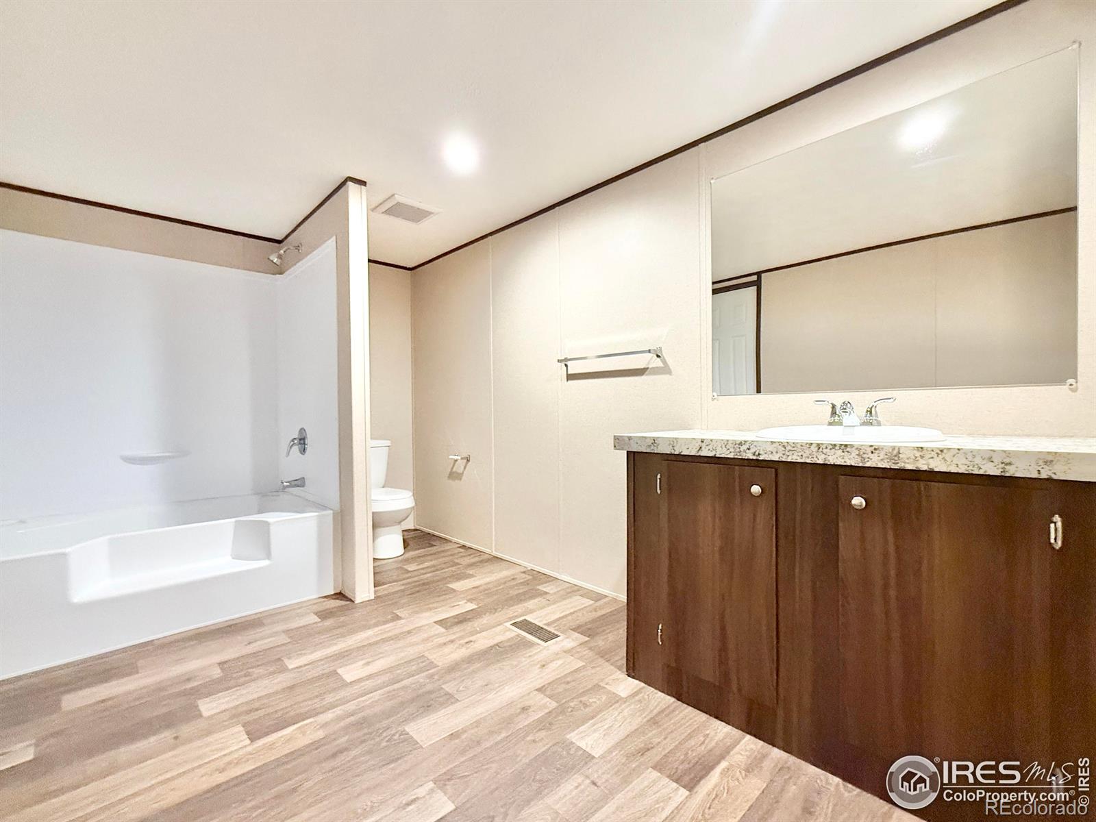 MLS Image #8 for 39629  a boulevard,eaton, Colorado