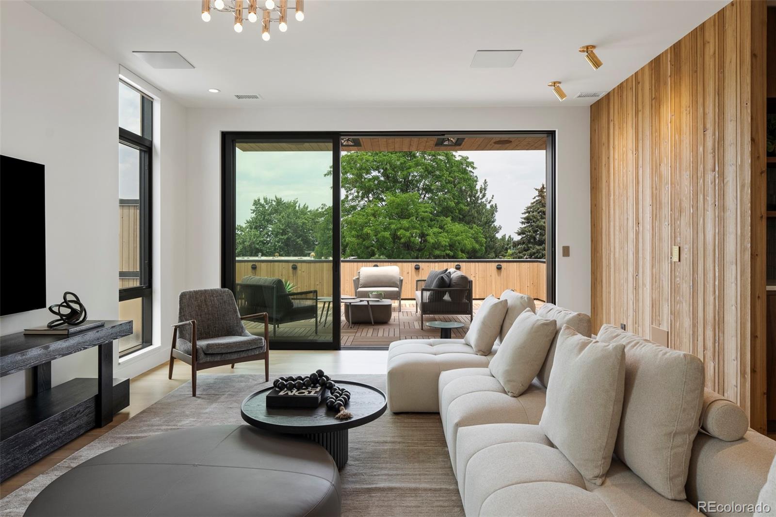 MLS Image #26 for 1860 e cedar avenue,denver, Colorado
