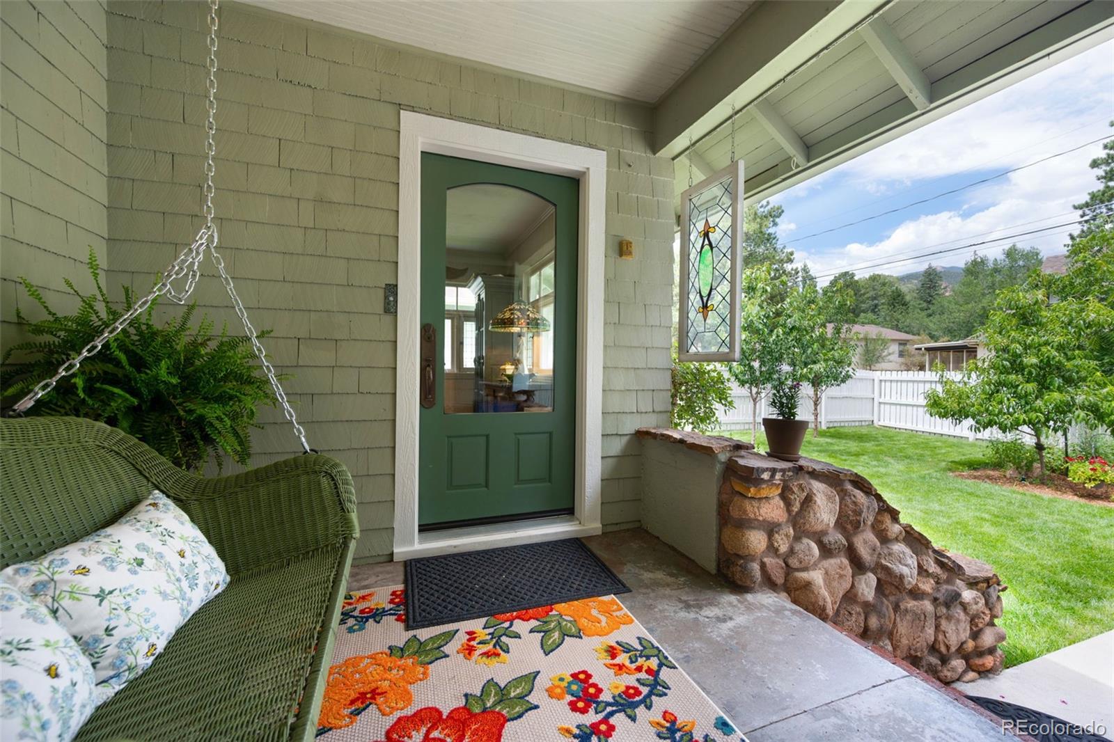 MLS Image #11 for 1517  winfield avenue,colorado springs, Colorado