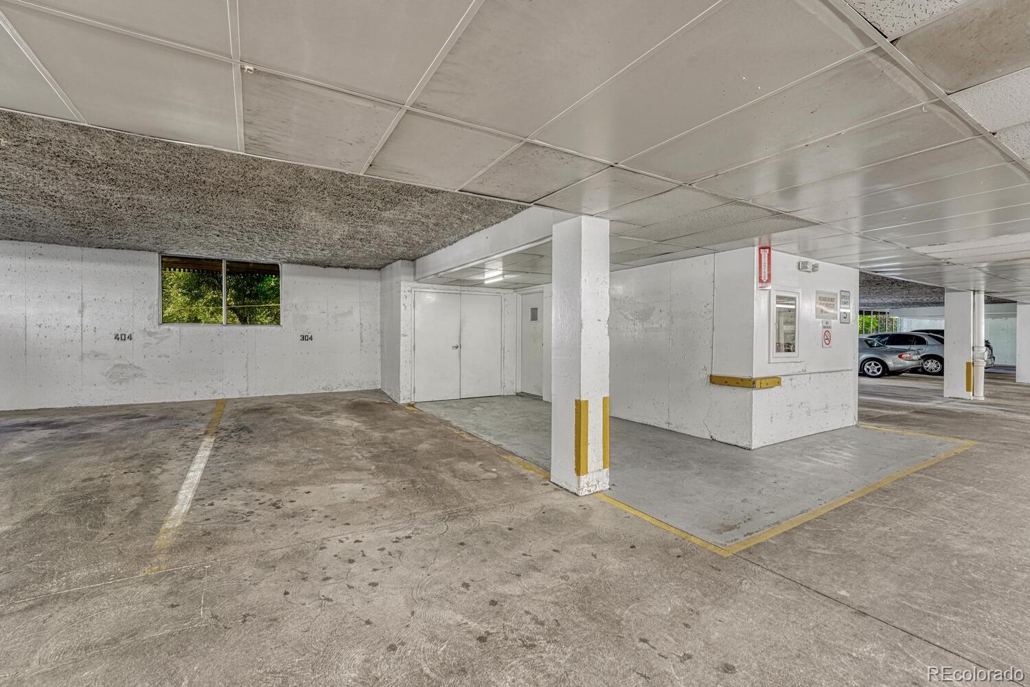 MLS Image #29 for 3465 s poplar street,denver, Colorado