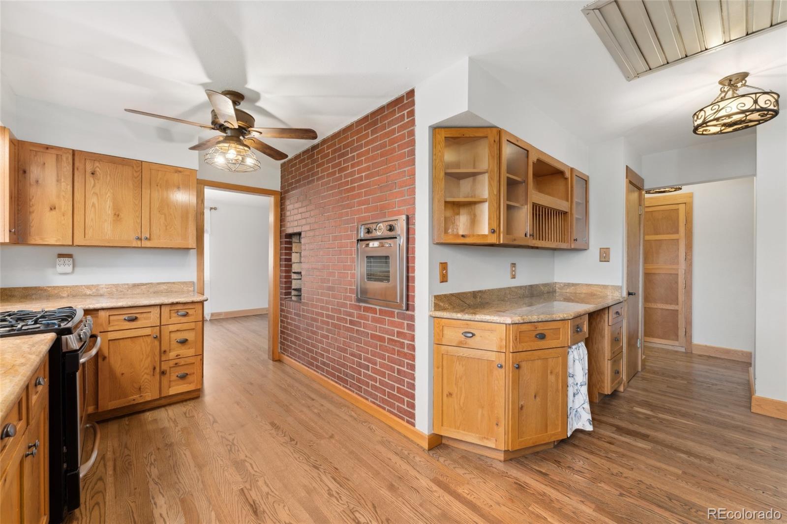 MLS Image #9 for 5285 e iliff avenue,denver, Colorado