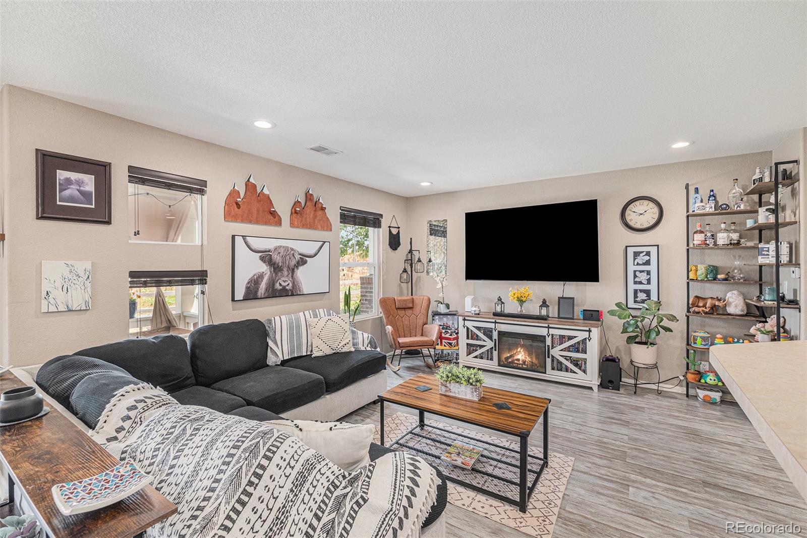MLS Image #2 for 11975  riverstone circle,commerce city, Colorado