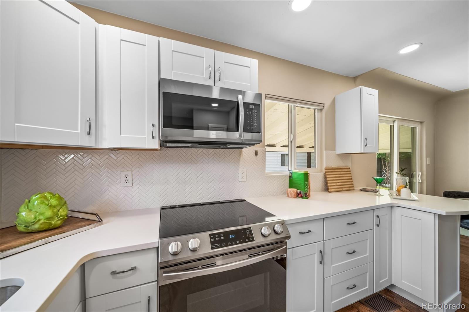 MLS Image #5 for 1840 s steele street,denver, Colorado