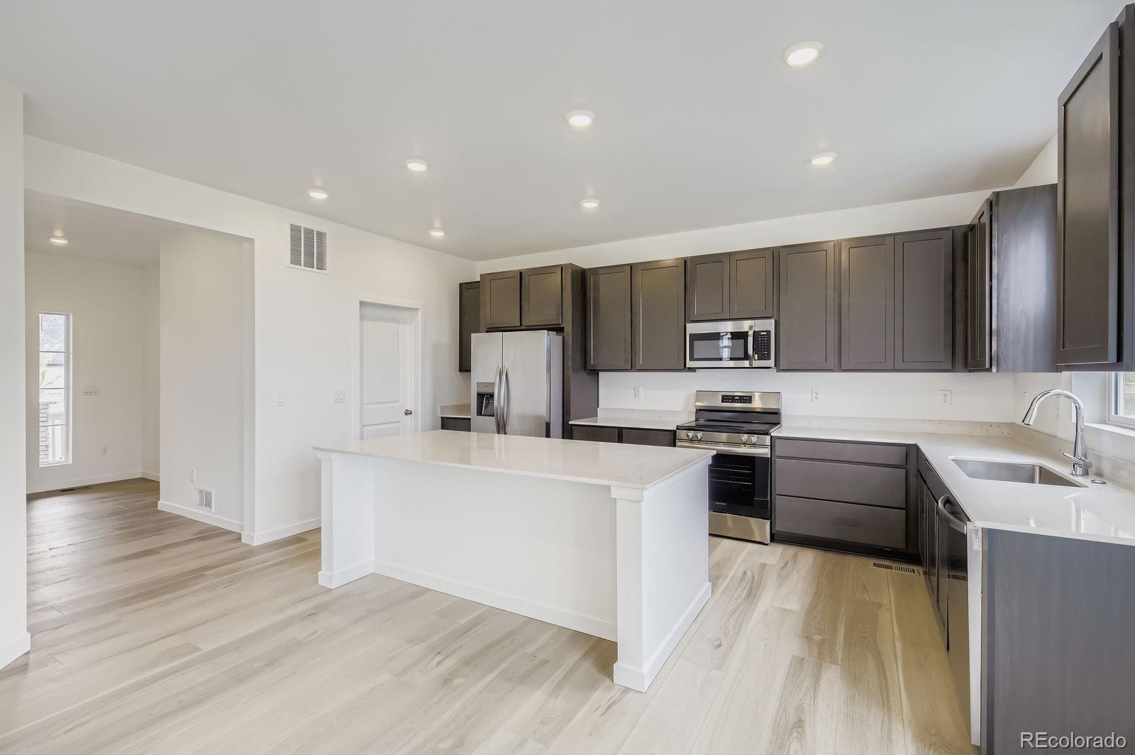 MLS Image #2 for 420  donna lane,johnstown, Colorado