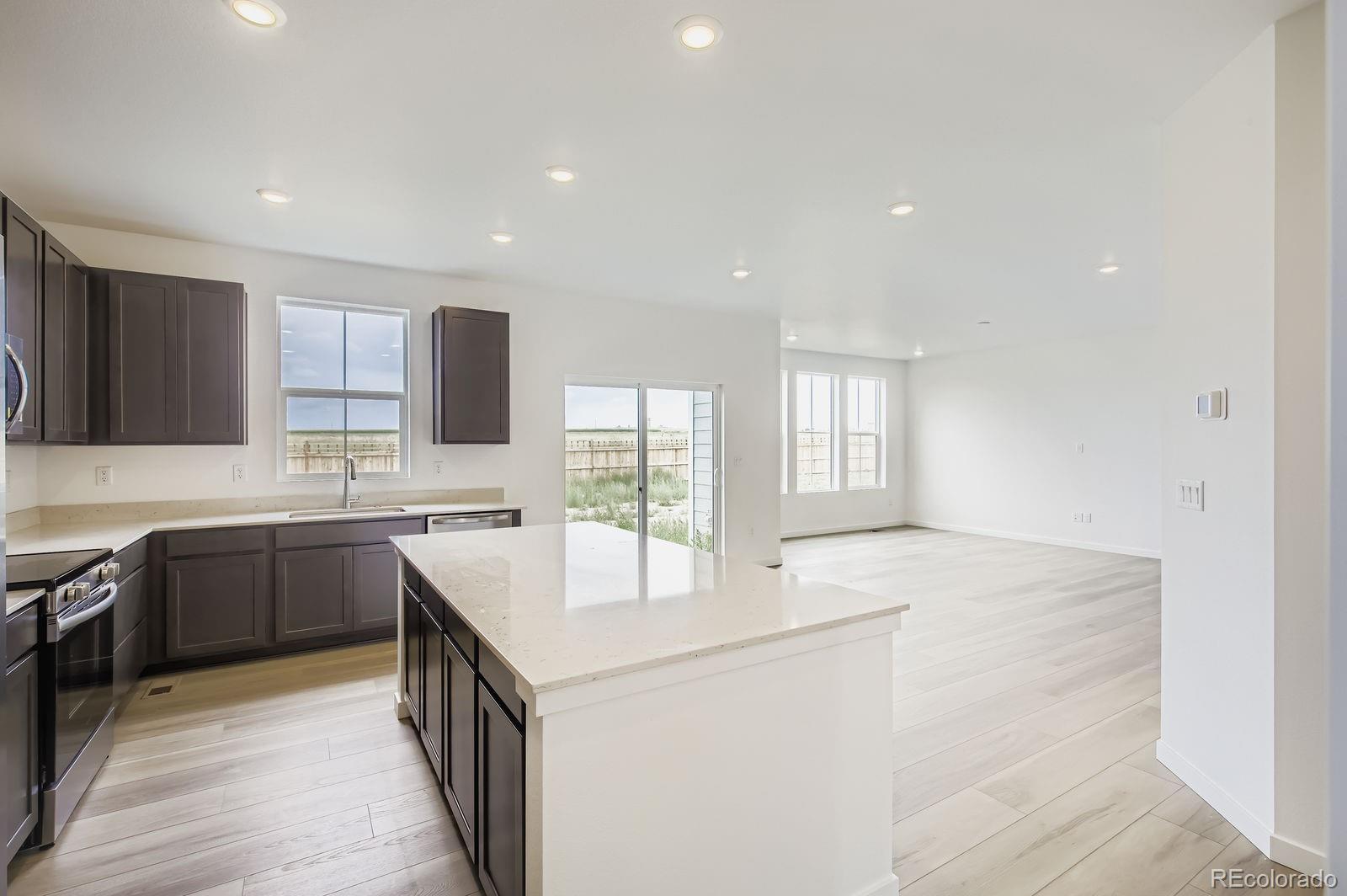 MLS Image #3 for 420  donna lane,johnstown, Colorado