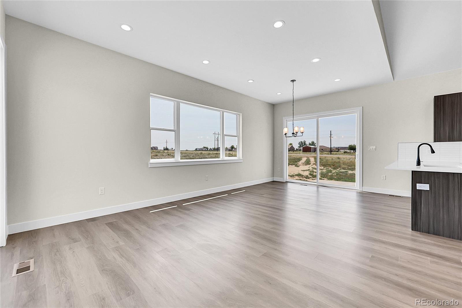 MLS Image #5 for 1250 w presidio drive,pueblo, Colorado