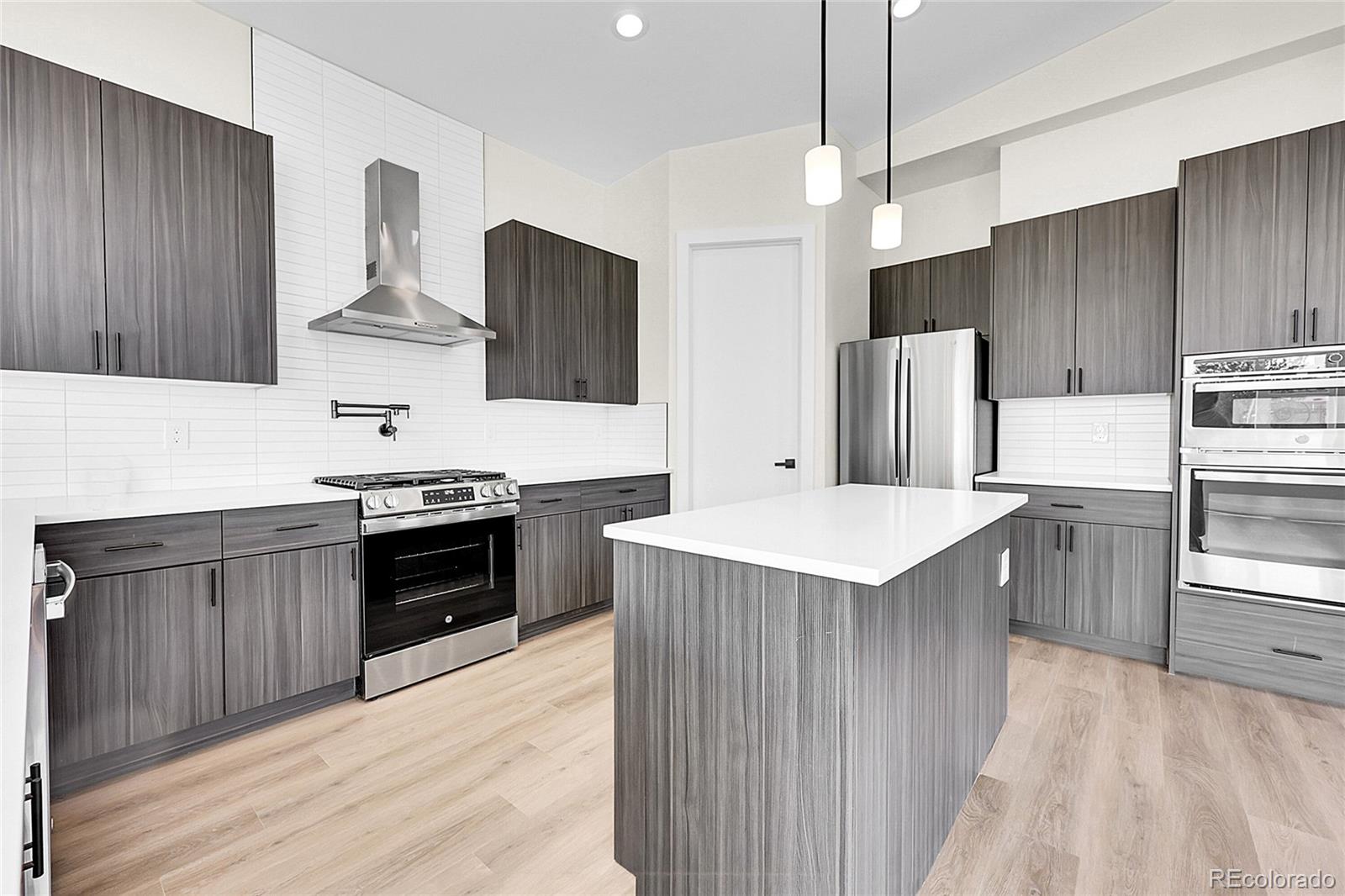 MLS Image #8 for 1250 w presidio drive,pueblo, Colorado
