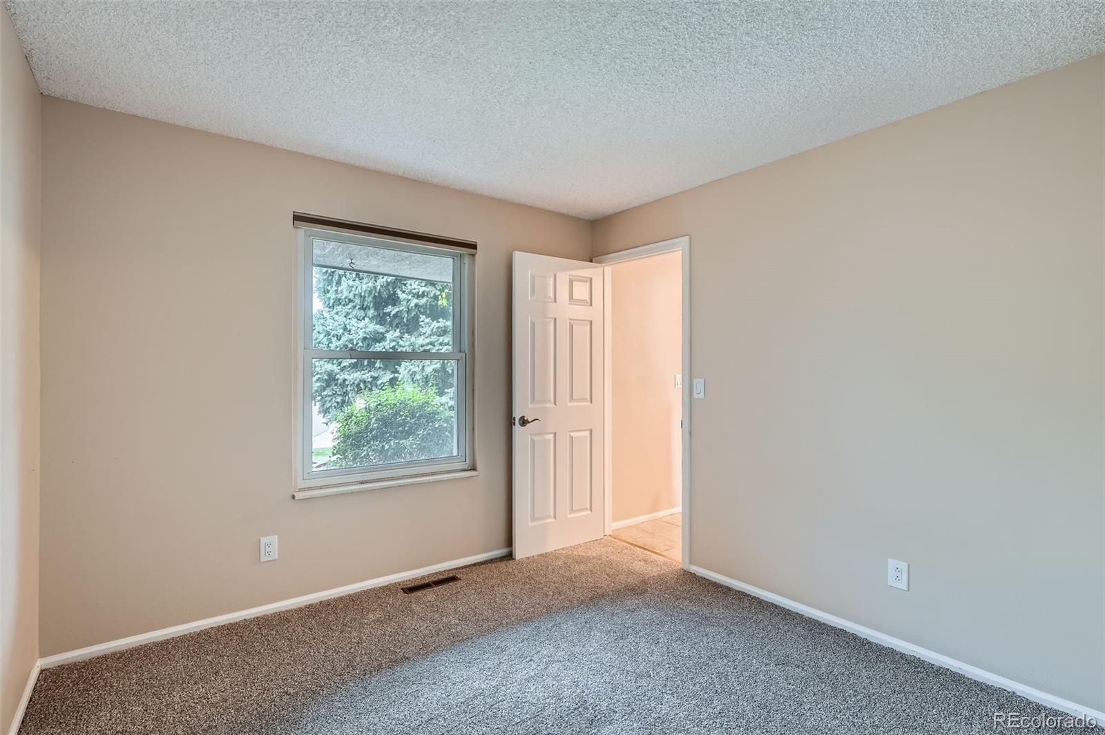 MLS Image #7 for 7932 s corona court,centennial, Colorado