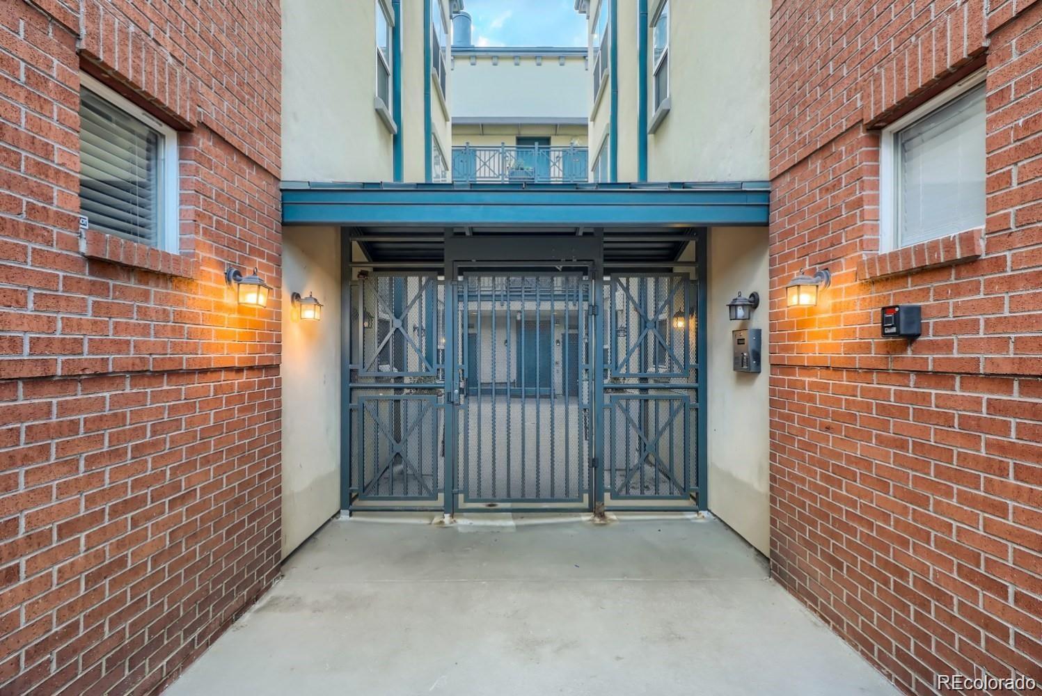 MLS Image #1 for 1747 n pearl street,denver, Colorado