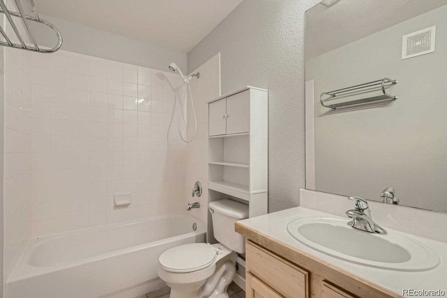 MLS Image #17 for 1747 n pearl street,denver, Colorado