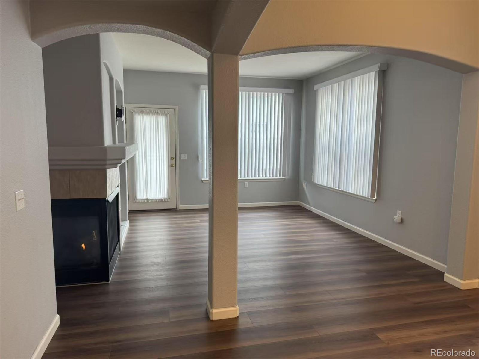 MLS Image #4 for 1747 n pearl street,denver, Colorado