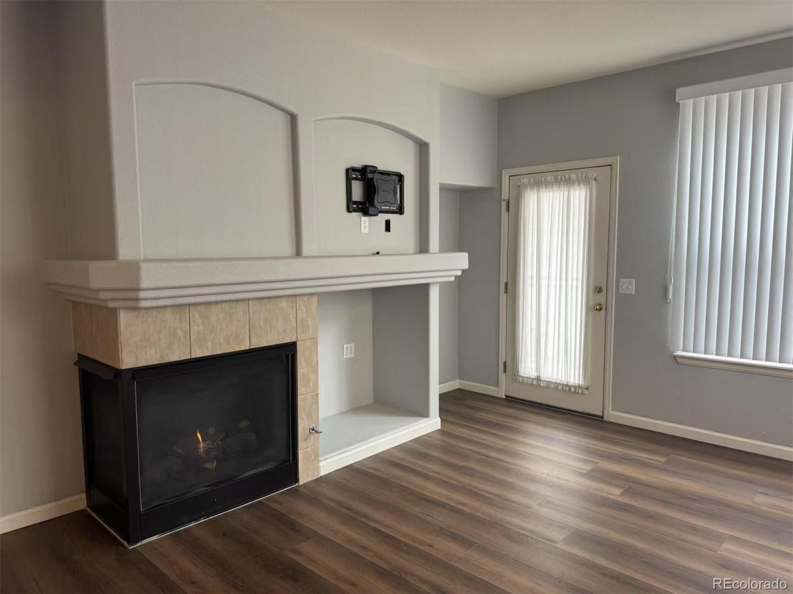 MLS Image #5 for 1747 n pearl street,denver, Colorado