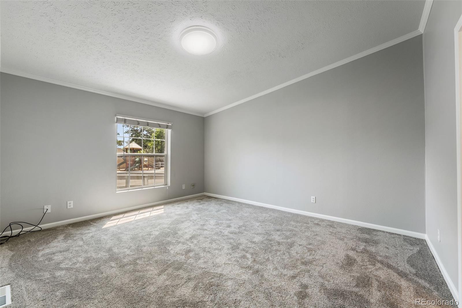MLS Image #10 for 5635  bryant street,denver, Colorado