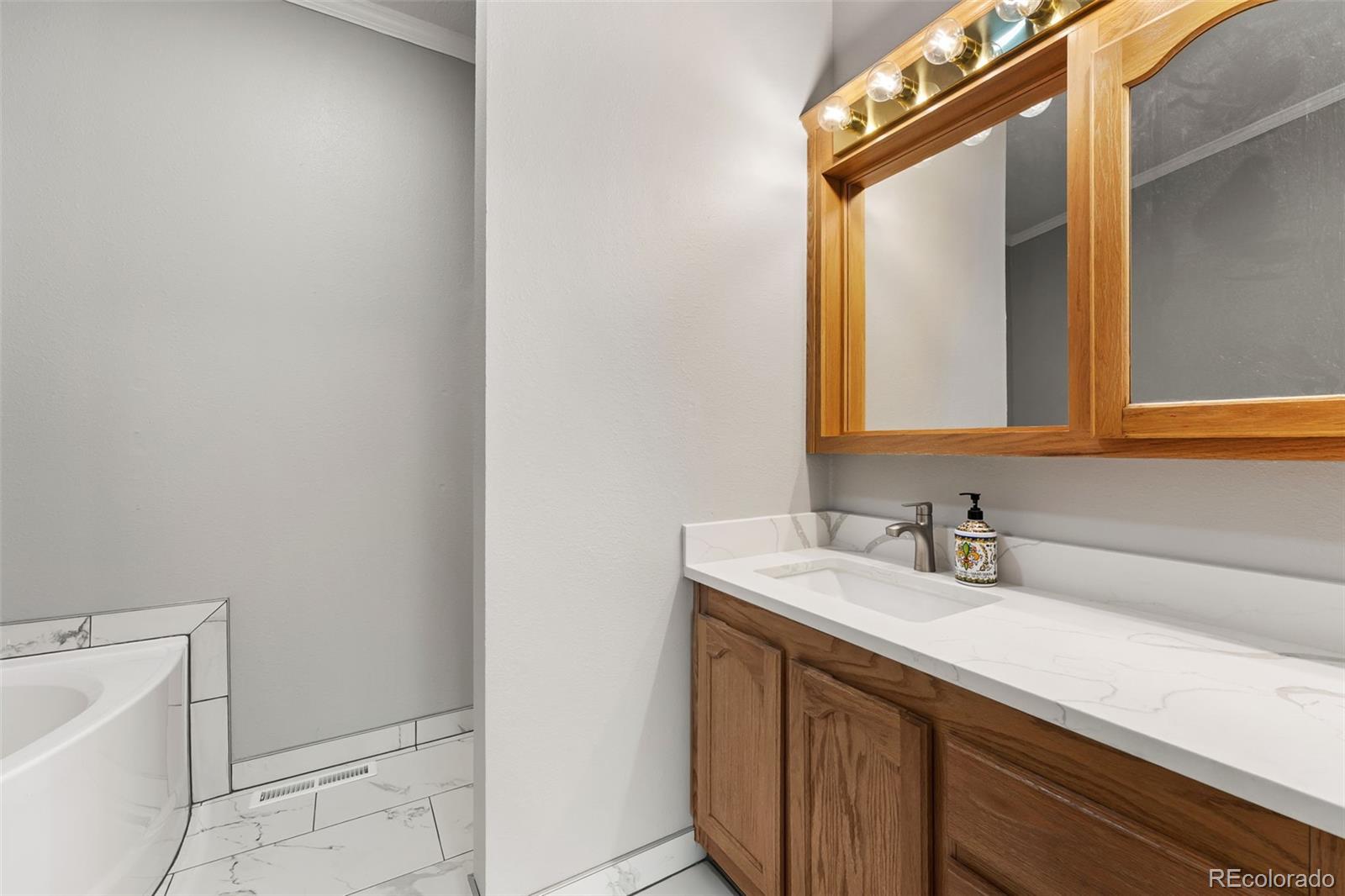 MLS Image #12 for 5635  bryant street,denver, Colorado