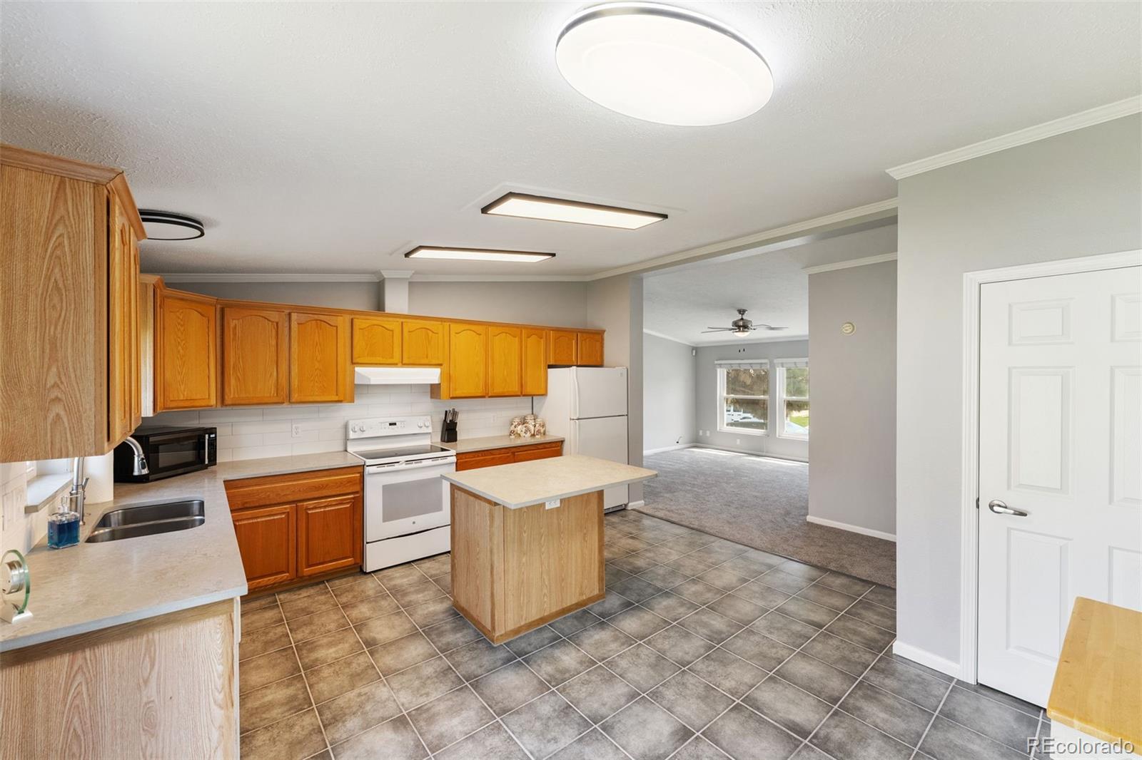 MLS Image #6 for 5635  bryant street,denver, Colorado