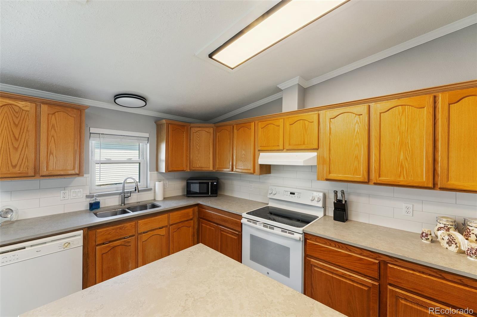 MLS Image #7 for 5635  bryant street,denver, Colorado