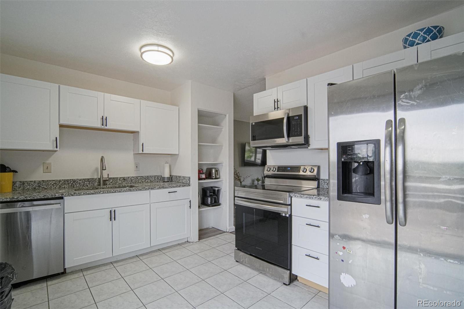 MLS Image #8 for 700  elbert street,denver, Colorado
