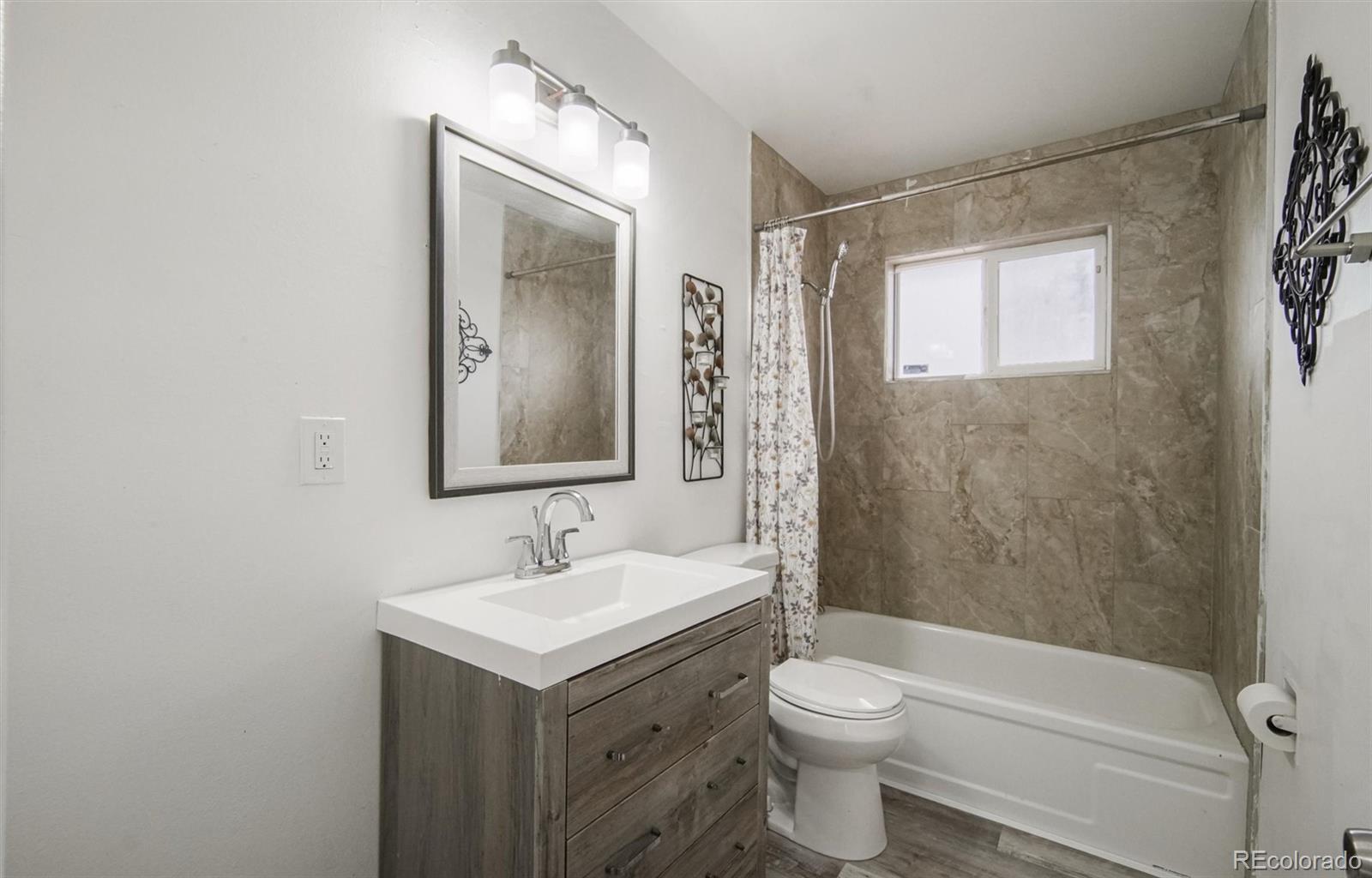 MLS Image #9 for 700  elbert street,denver, Colorado