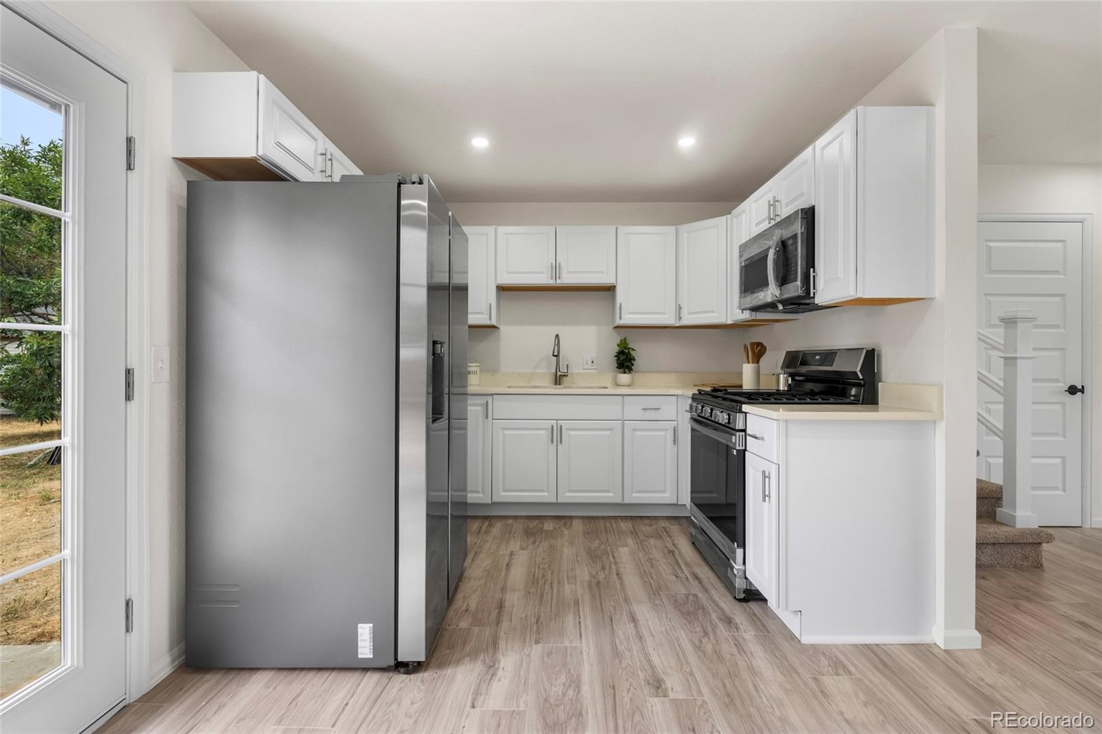 MLS Image #12 for 5160  blackhawk way,denver, Colorado