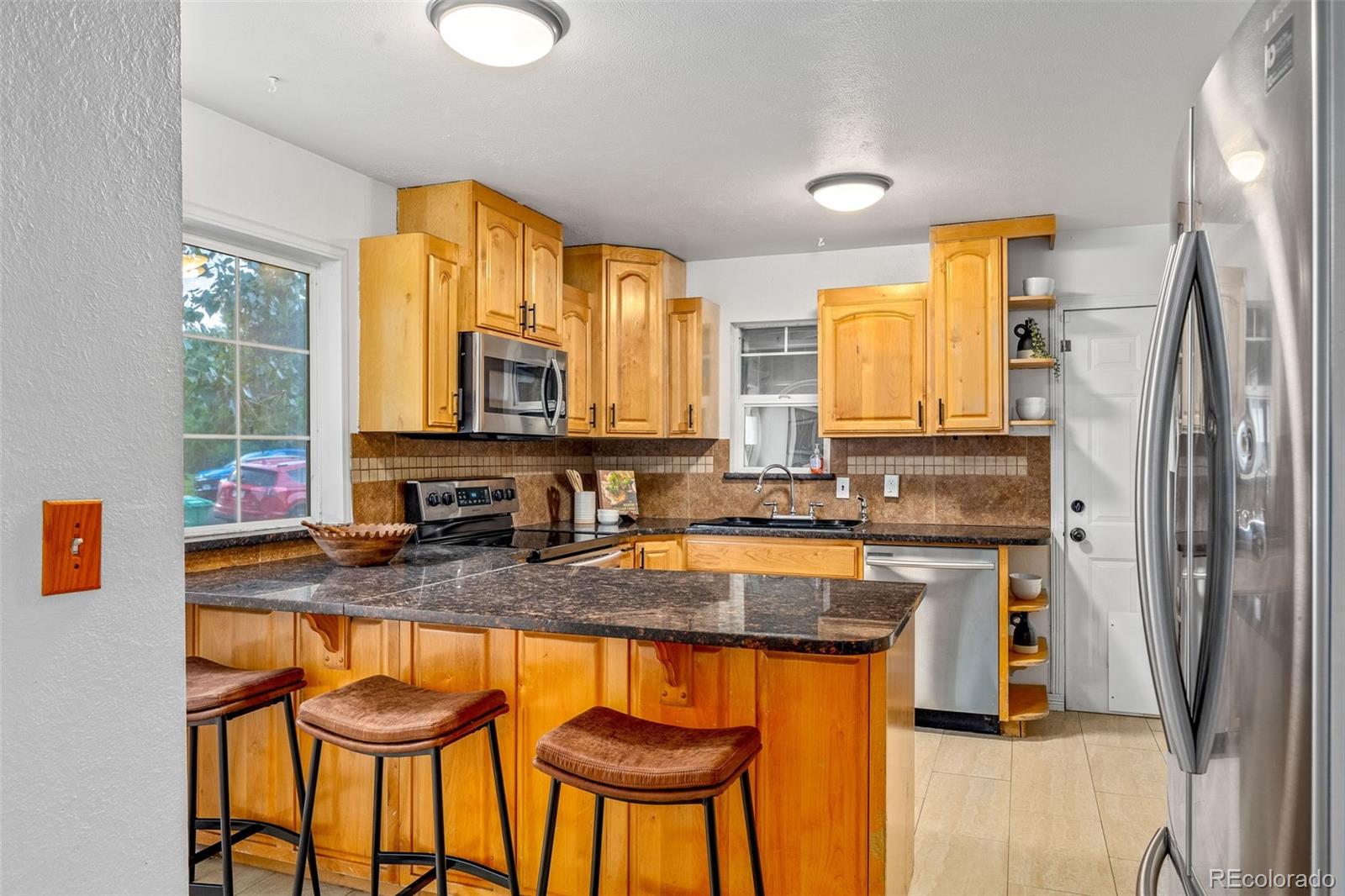 MLS Image #4 for 1560 s yates street,denver, Colorado