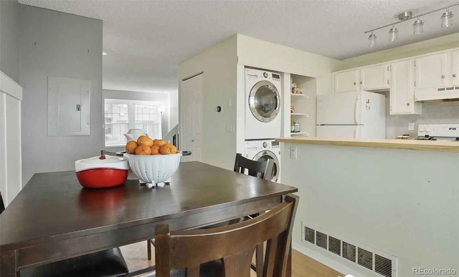 MLS Image #2 for 17457 e rice circle,aurora, Colorado
