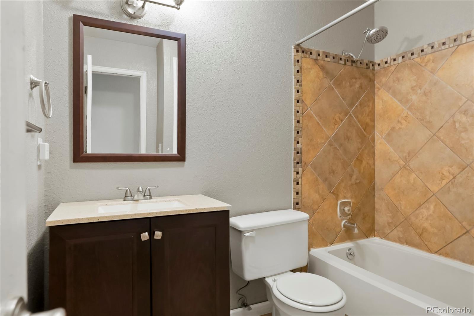 MLS Image #10 for 975 s newland street,lakewood, Colorado