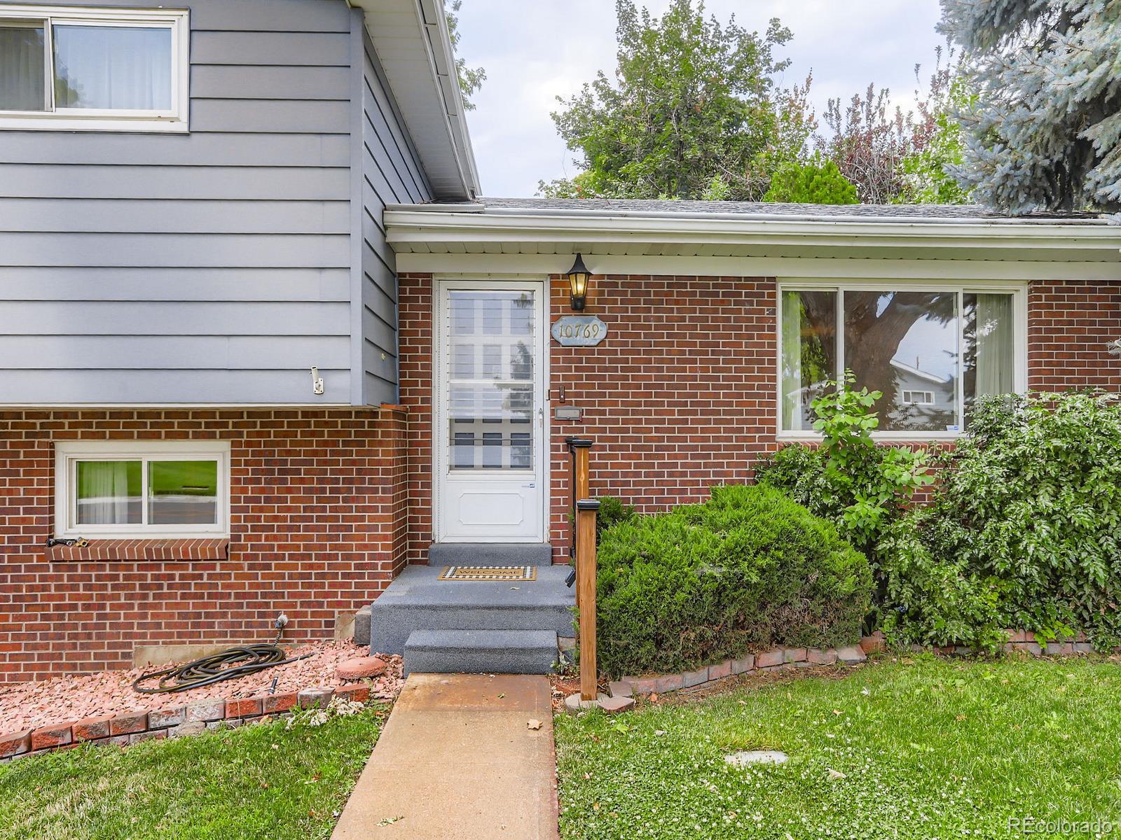 MLS Image #2 for 10769  roseanna drive,northglenn, Colorado