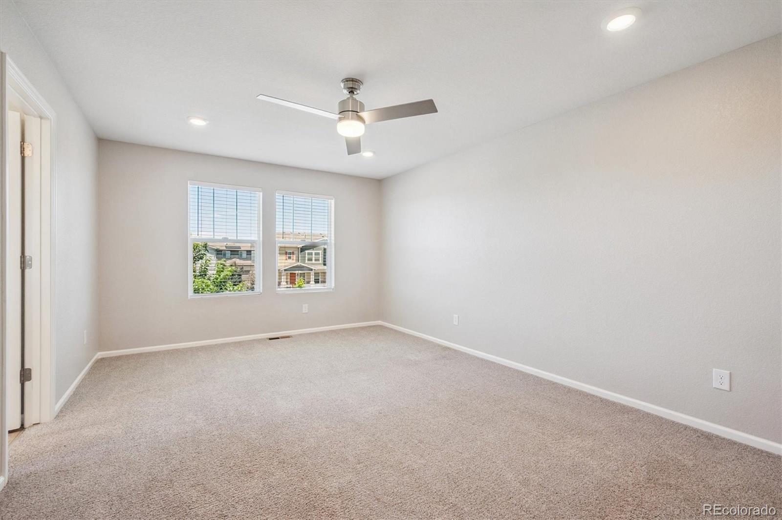 MLS Image #12 for 21382 e 60th avenue,aurora, Colorado