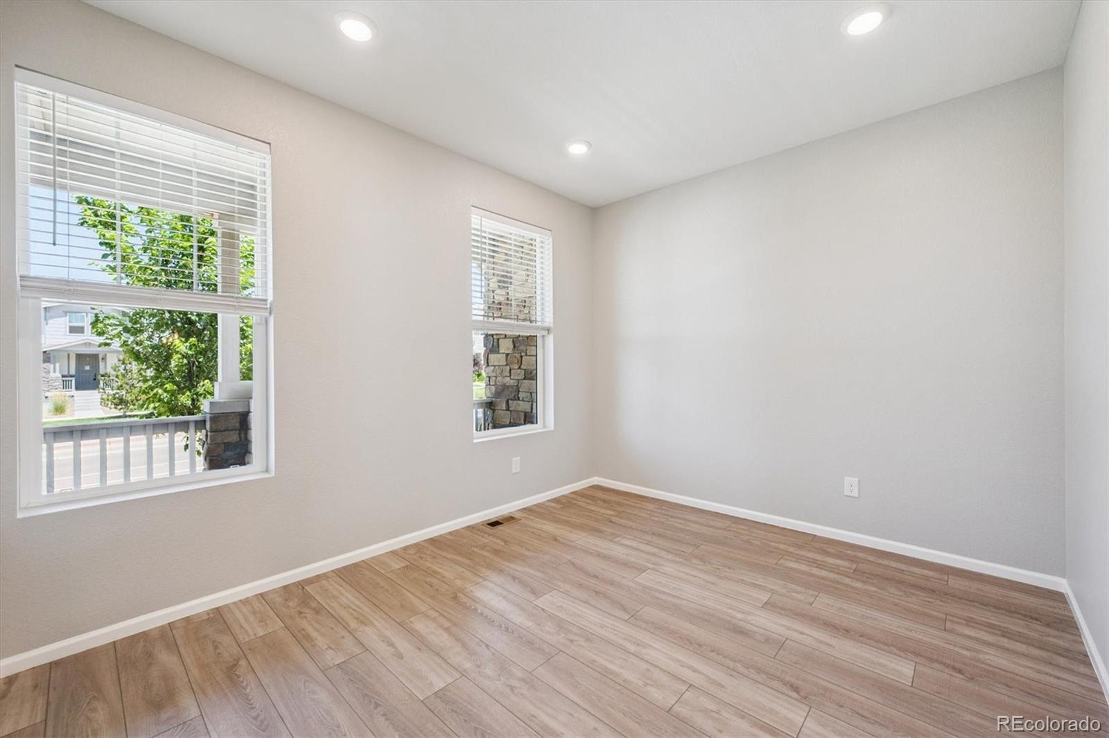 MLS Image #8 for 21382 e 60th avenue,aurora, Colorado