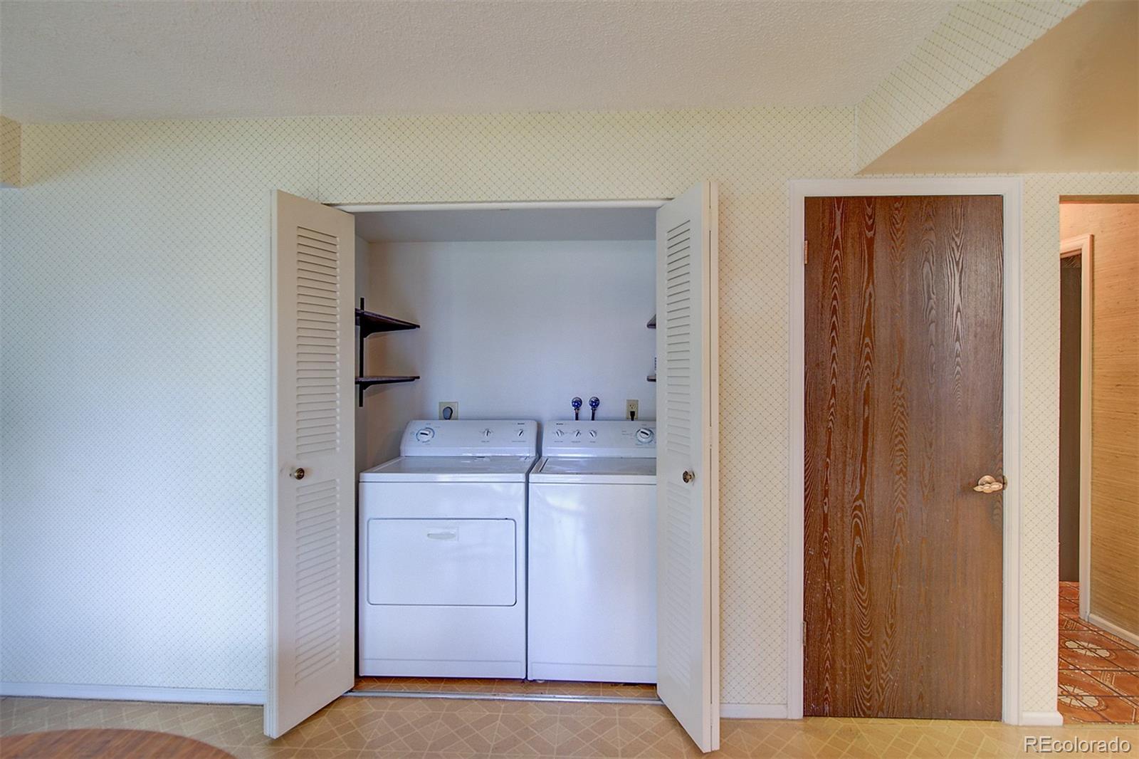 MLS Image #13 for 7621  oak street,arvada, Colorado