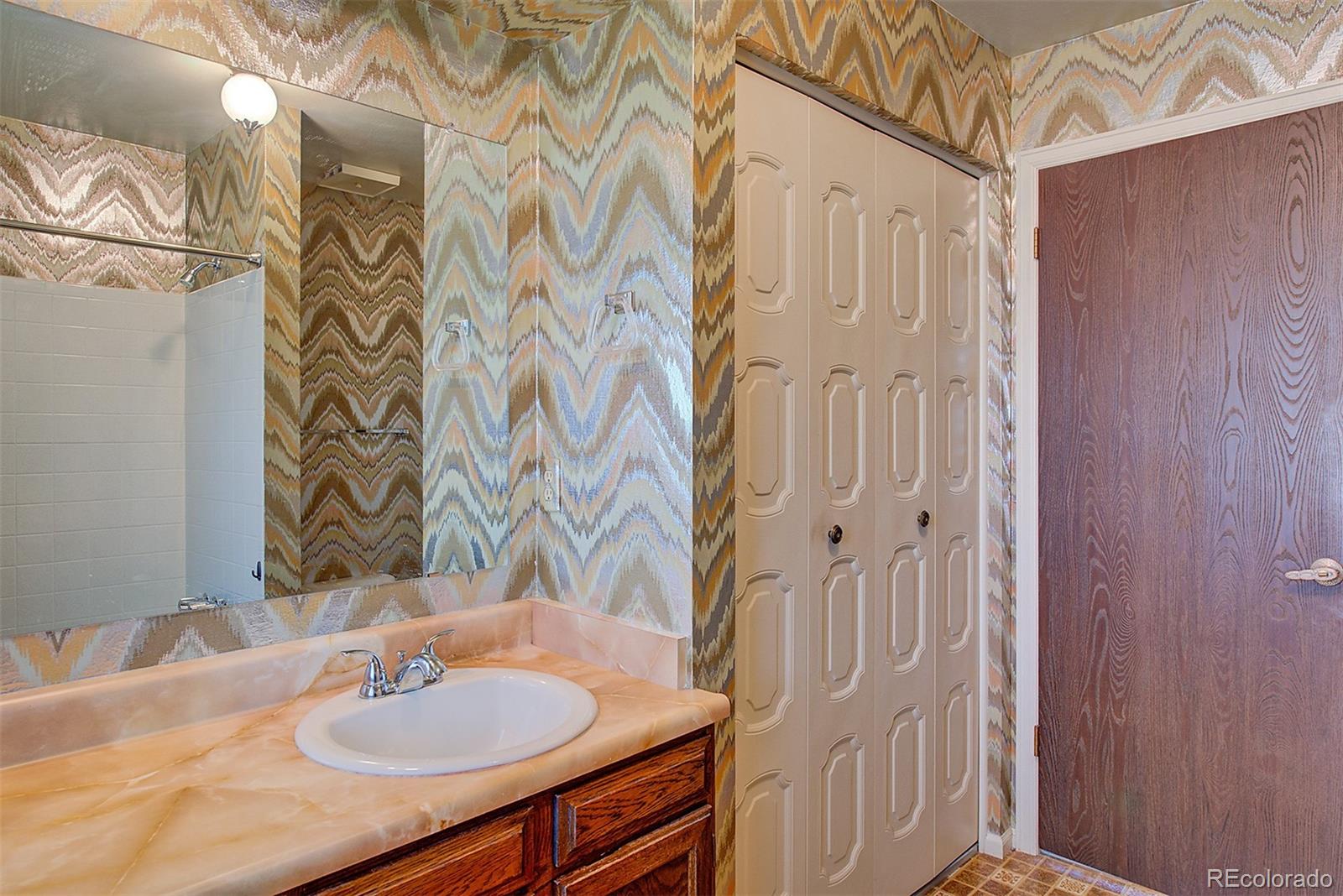 MLS Image #32 for 7621  oak street,arvada, Colorado