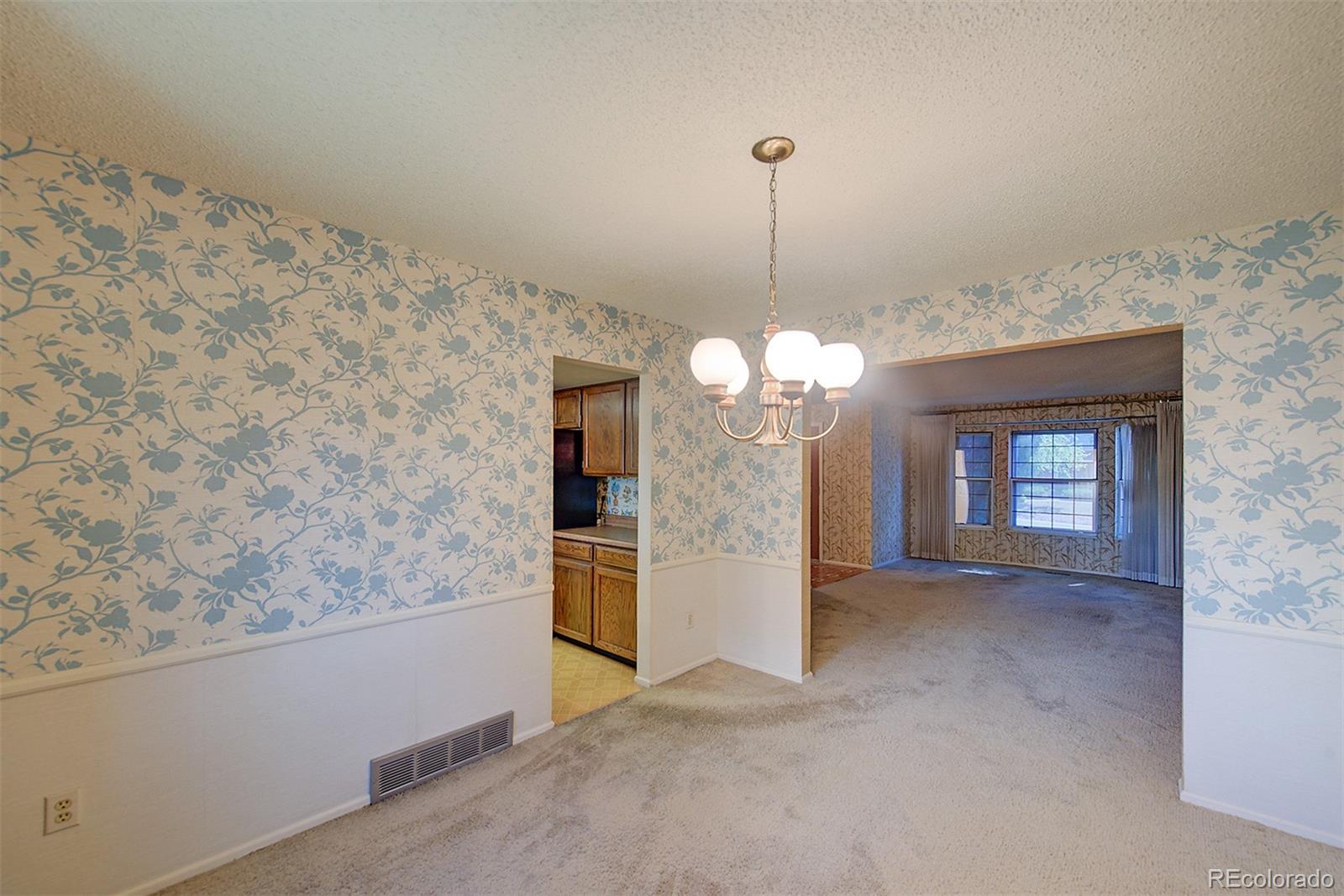 MLS Image #8 for 7621  oak street,arvada, Colorado