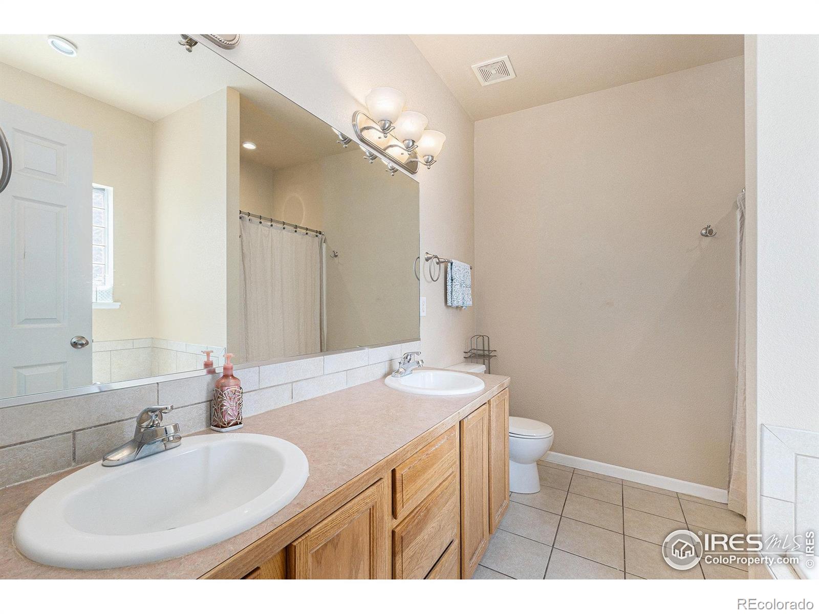 MLS Image #14 for 1109  101st ave ct,greeley, Colorado