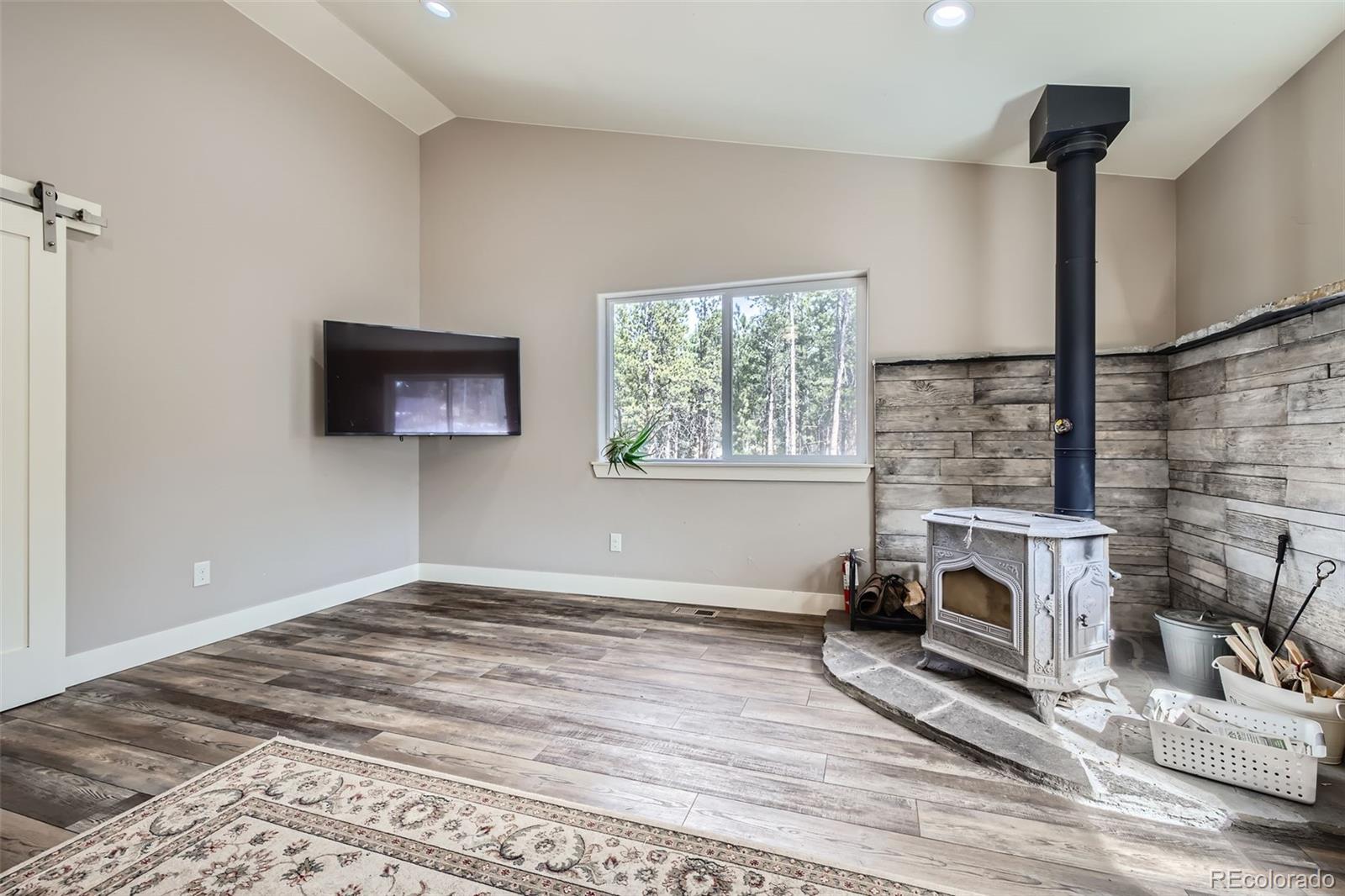 MLS Image #12 for 352  peak view circle,florissant, Colorado