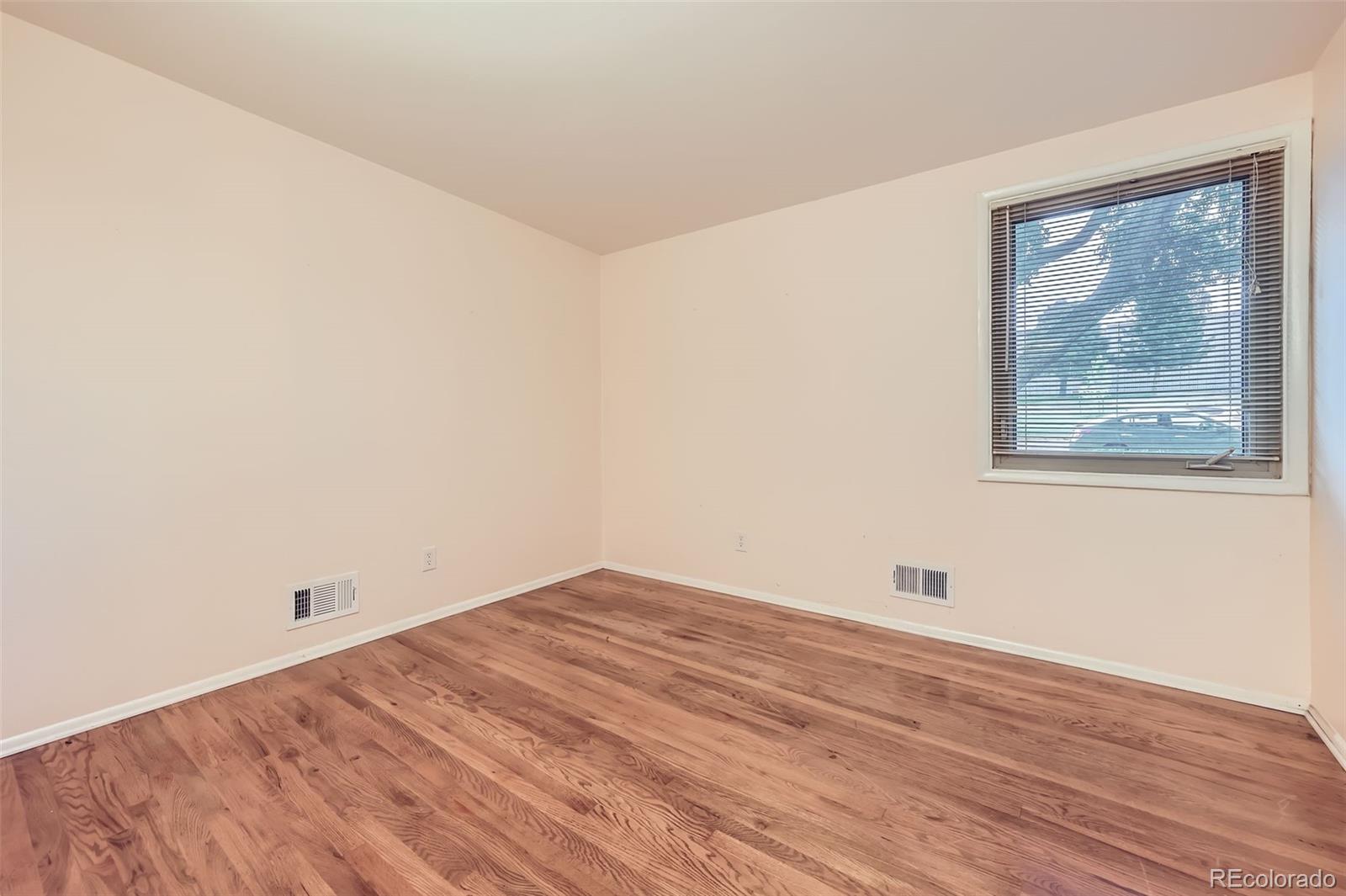 MLS Image #7 for 2420 w 80th avenue,denver, Colorado