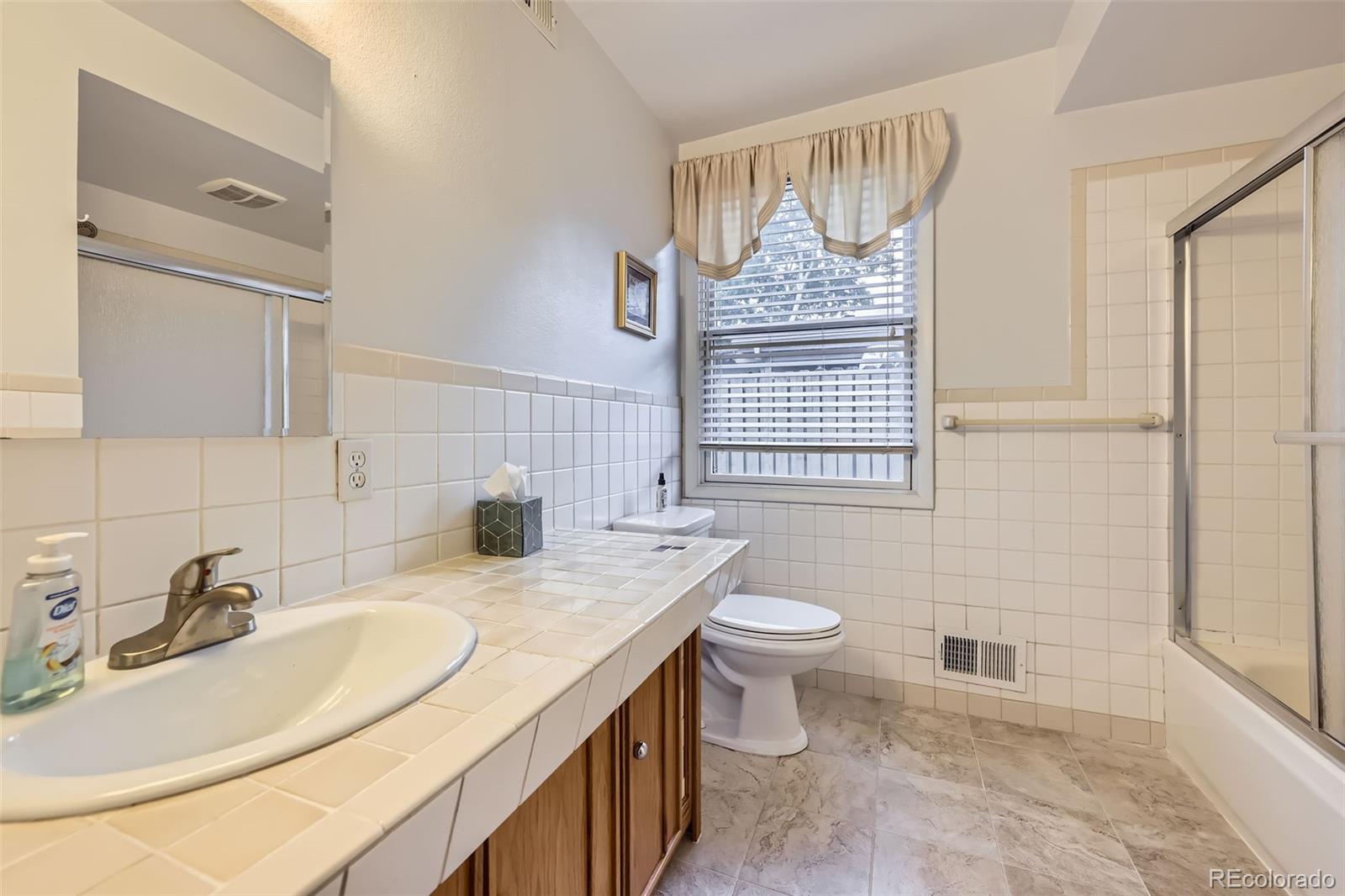 MLS Image #8 for 2420 w 80th avenue,denver, Colorado