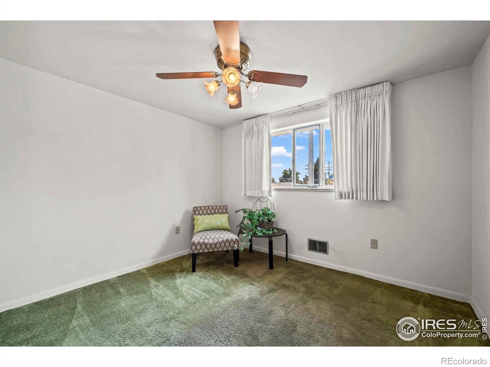 MLS Image #10 for 9605 w 51st place,arvada, Colorado