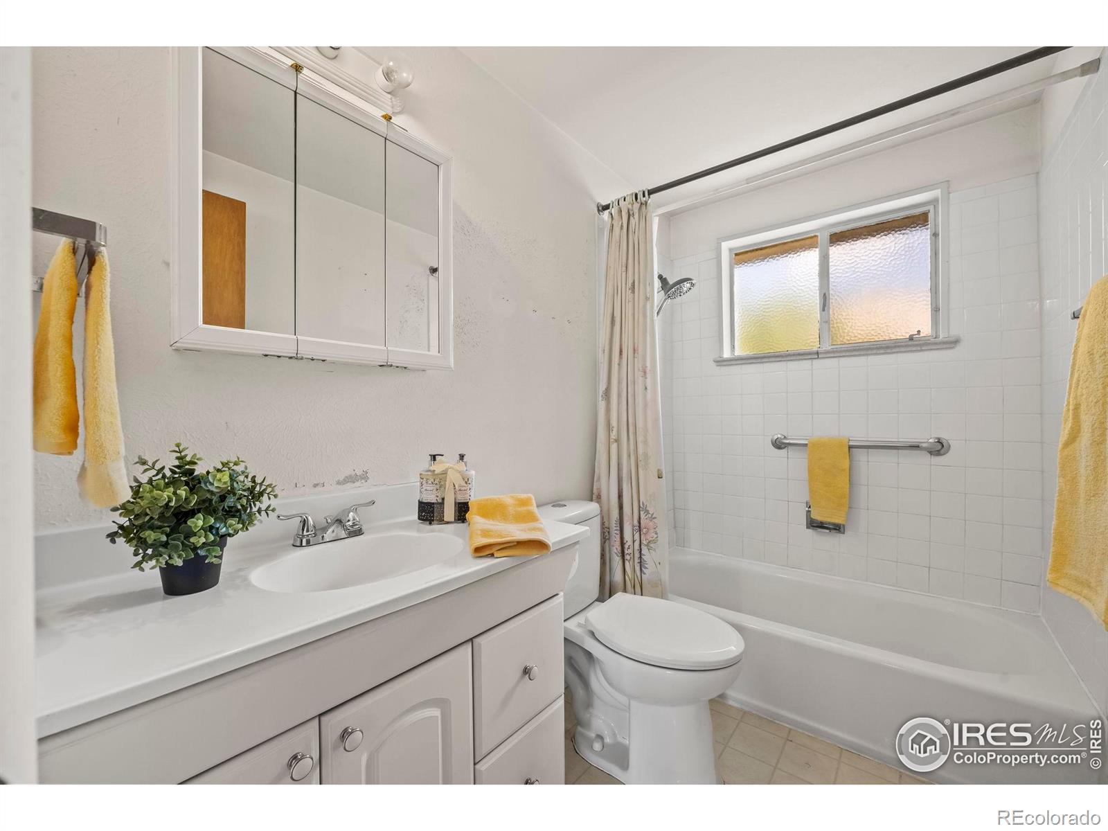 MLS Image #9 for 9605 w 51st place,arvada, Colorado