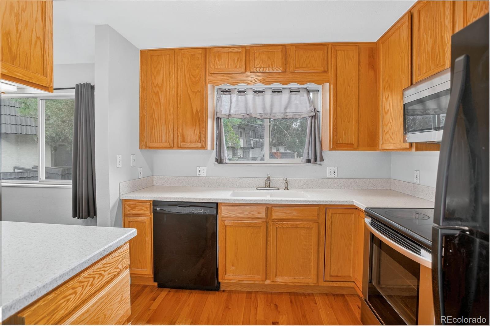 MLS Image #11 for 6840 s broadway ,centennial, Colorado