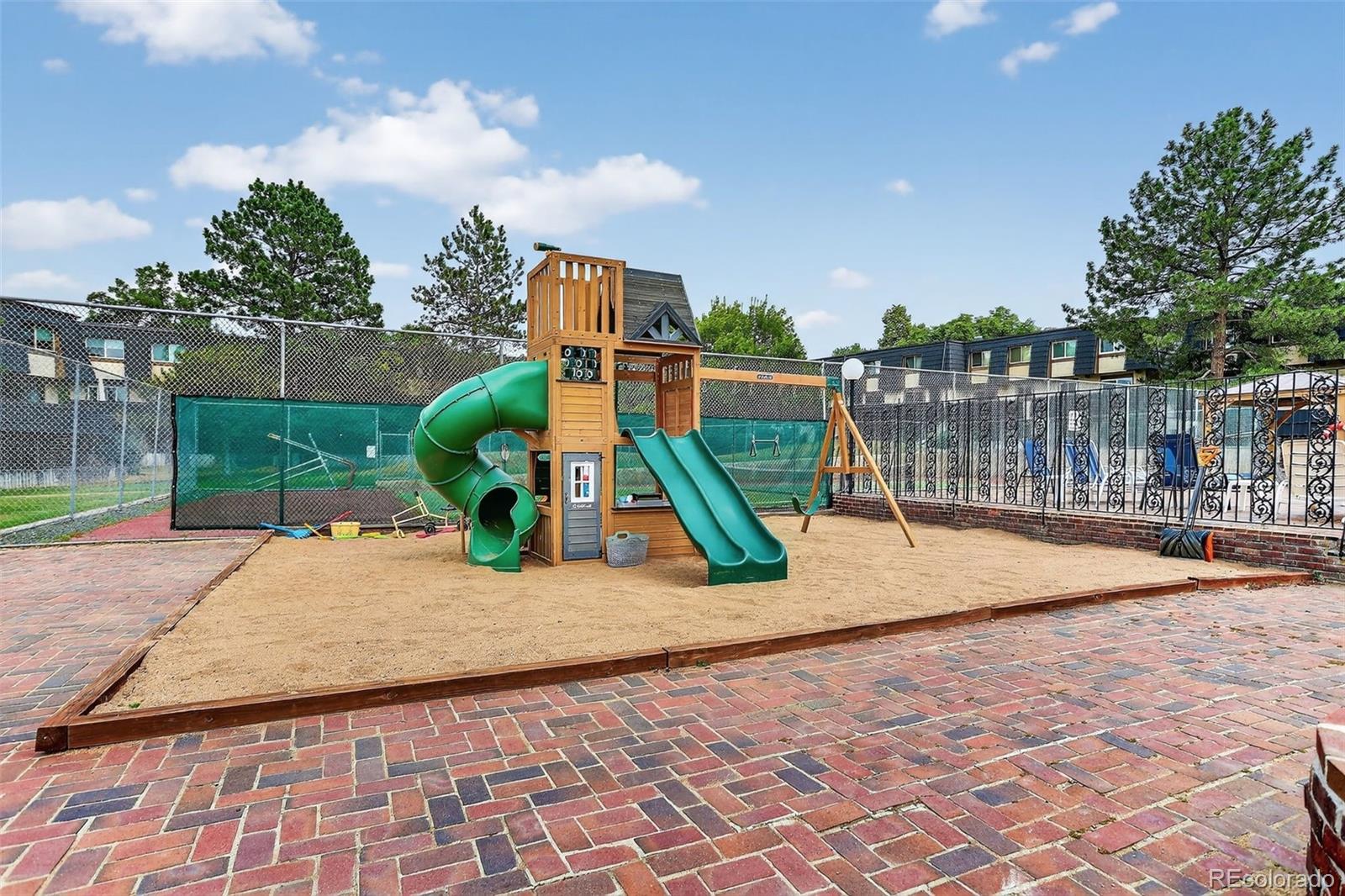 MLS Image #41 for 6840 s broadway ,centennial, Colorado
