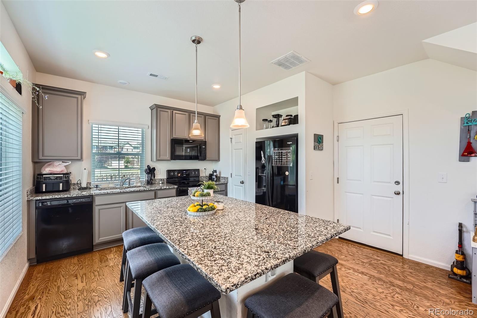 MLS Image #10 for 26258 e maple drive,aurora, Colorado