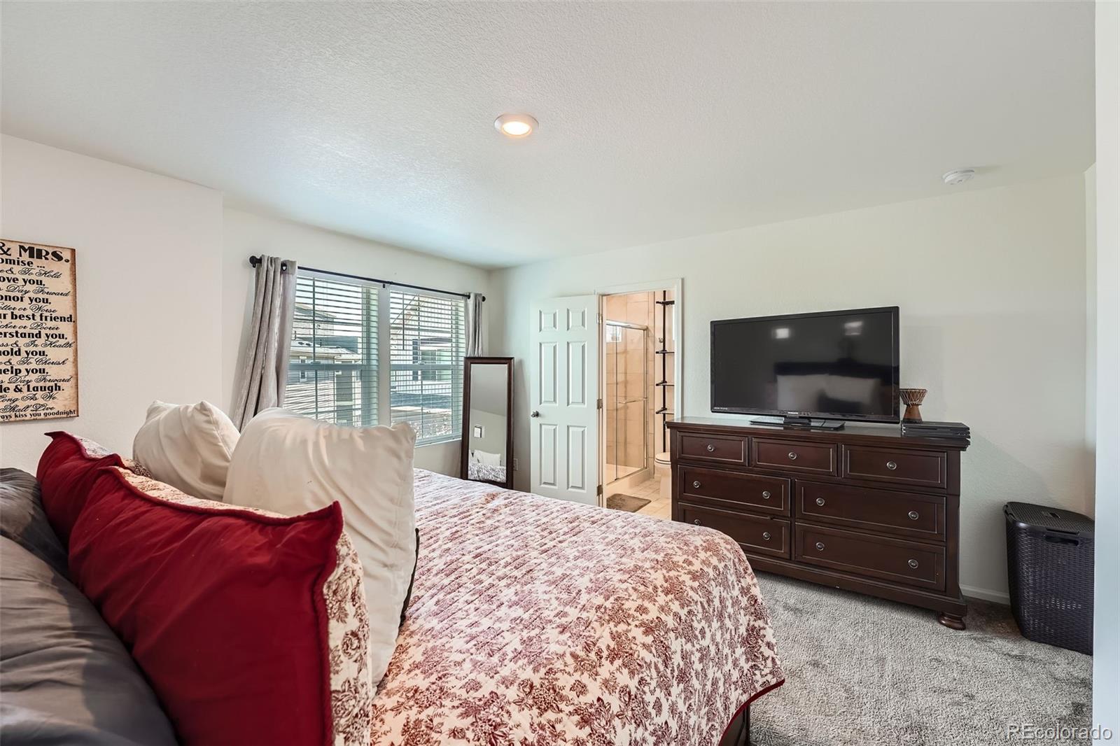 MLS Image #15 for 26258 e maple drive,aurora, Colorado