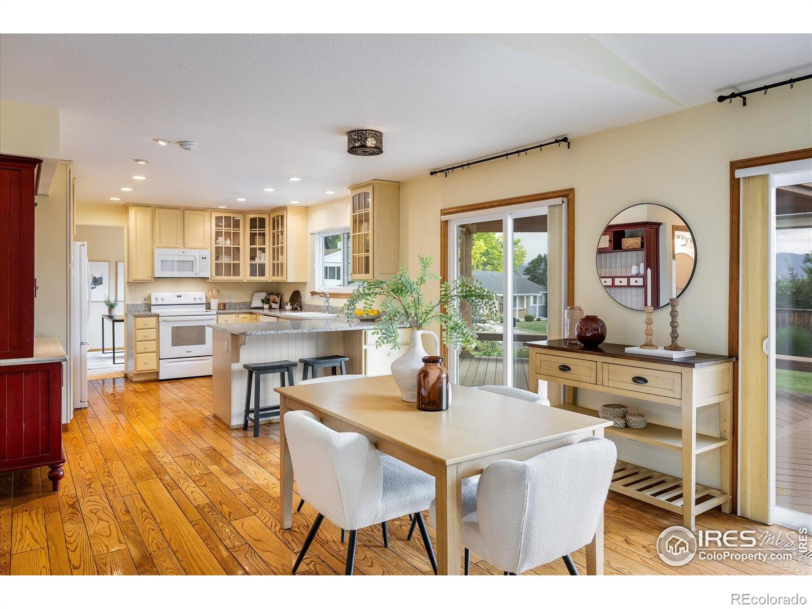 MLS Image #8 for 8485 s piney point street,highlands ranch, Colorado
