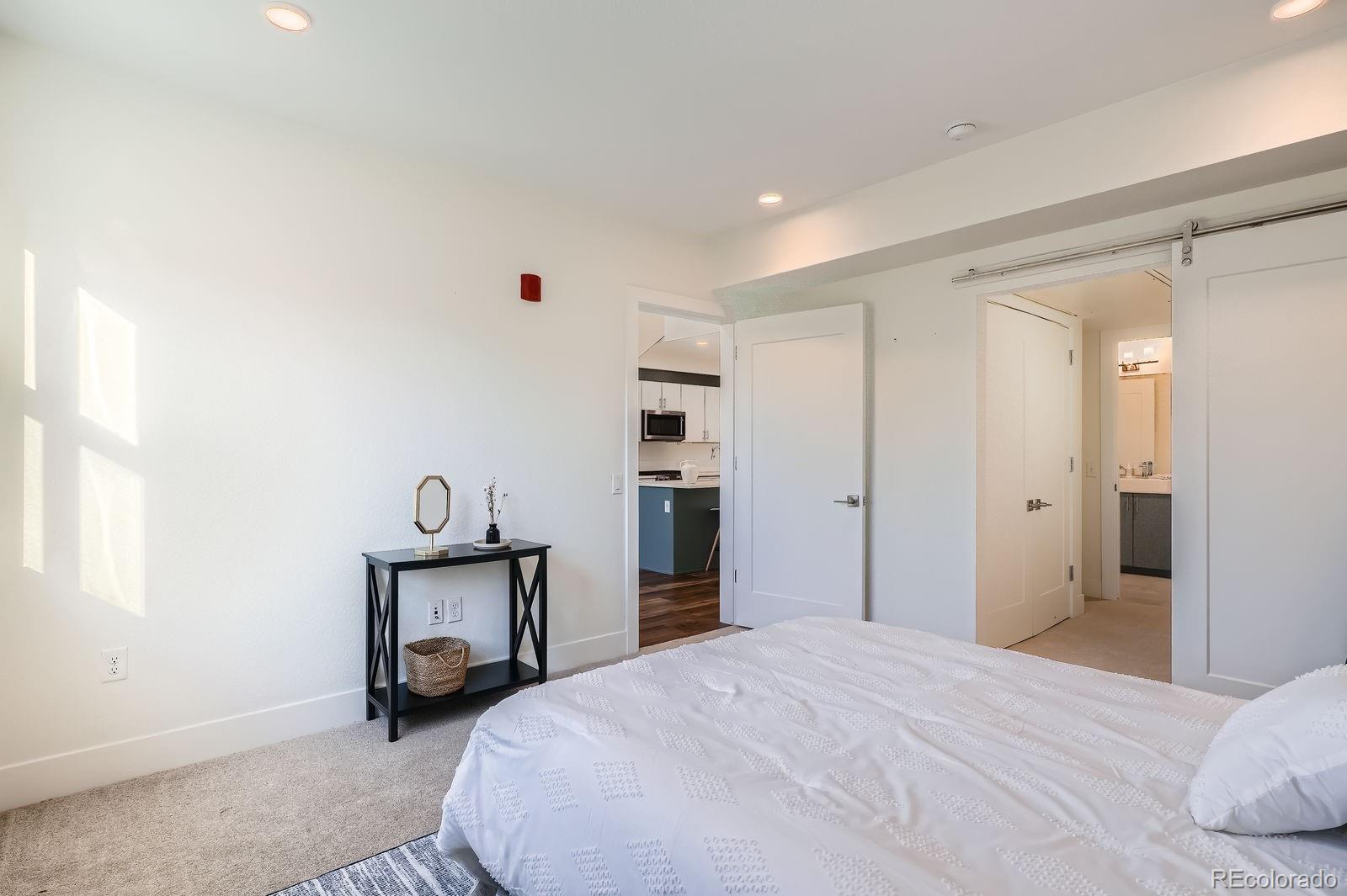 MLS Image #14 for 431 e bayaud avenue,denver, Colorado
