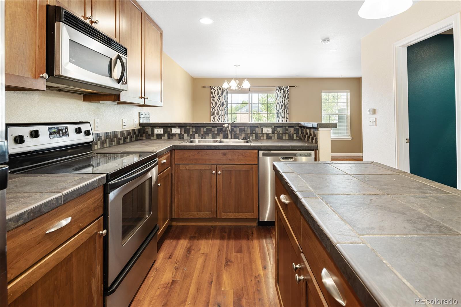 MLS Image #5 for 8725 e 25th avenue ,denver, Colorado
