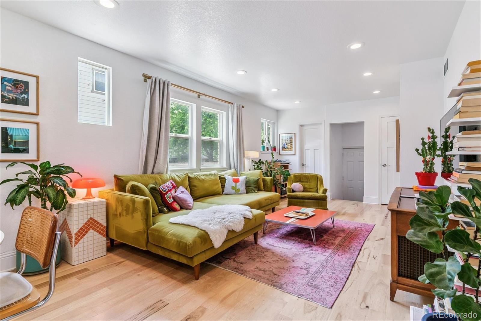 MLS Image #4 for 1669  trenton street,denver, Colorado